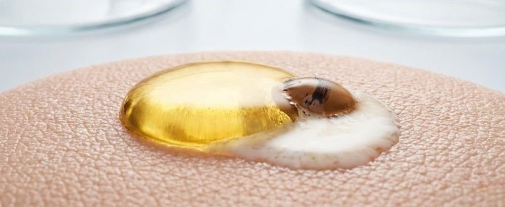 Por que quem tem pele oleosa DEVE usar Cleansing Oil